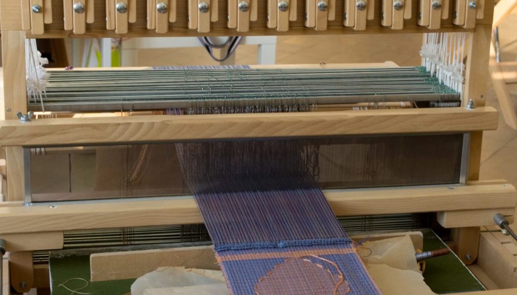 atelier-creation-textile photo d'un métier à tisser