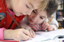 A PARTIR DE 9ANS, L'ATELIER PLURIDISCIPLINAIRE ACCUEILLE LES ENFANTS ET ADOS
